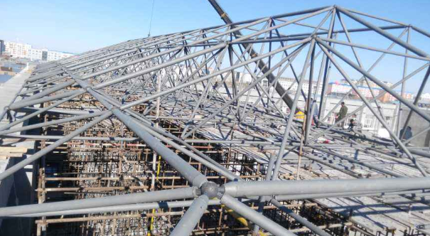 随州细数网架装配中抉择应用钢结构对室第的优势